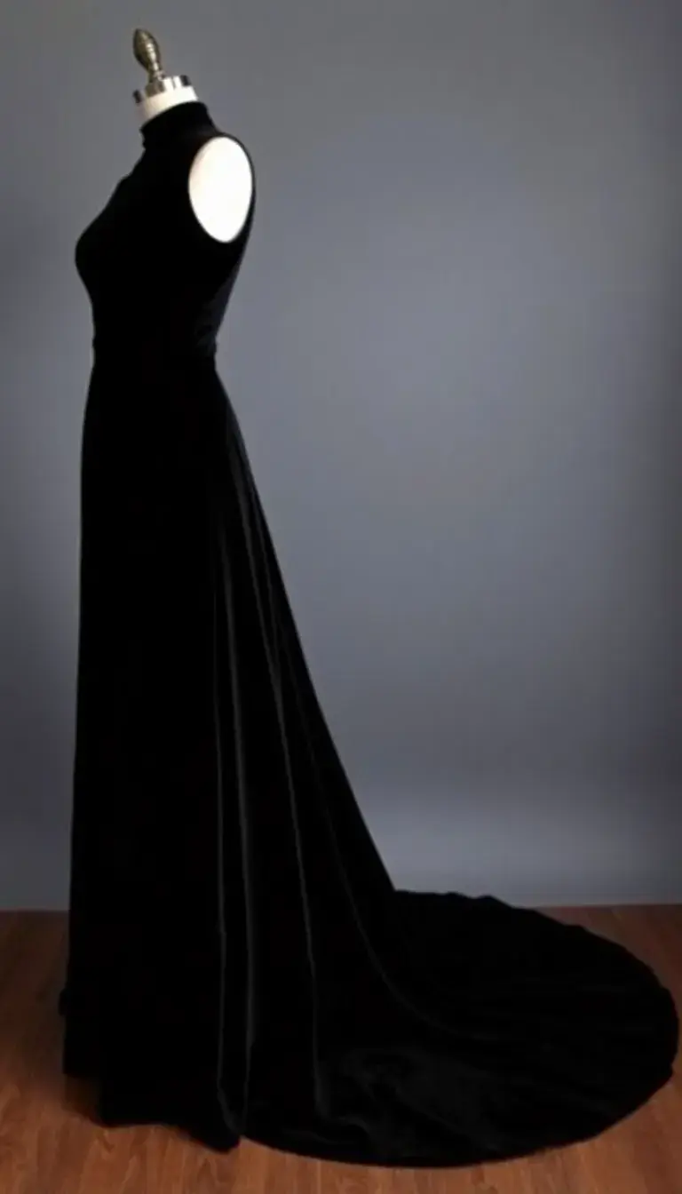 Vintage Black Velvet Bridal Dress